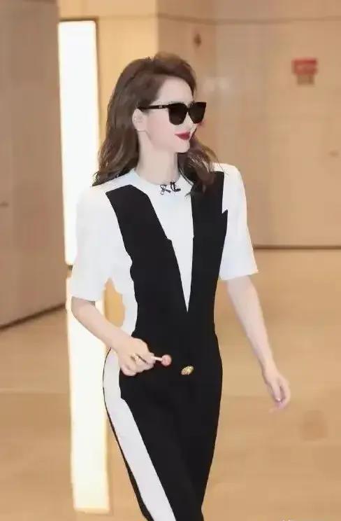 娱乐八卦爆料吃瓜浪姐,揭秘“吃瓜浪姐”背后的故事