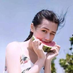 娱乐吃瓜酱女生p图,揭秘网红滤镜下的真实面貌